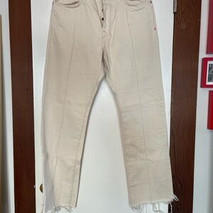 Imogene and Willie Womens Natural Straight Jeans “Wyatt” with front seams.